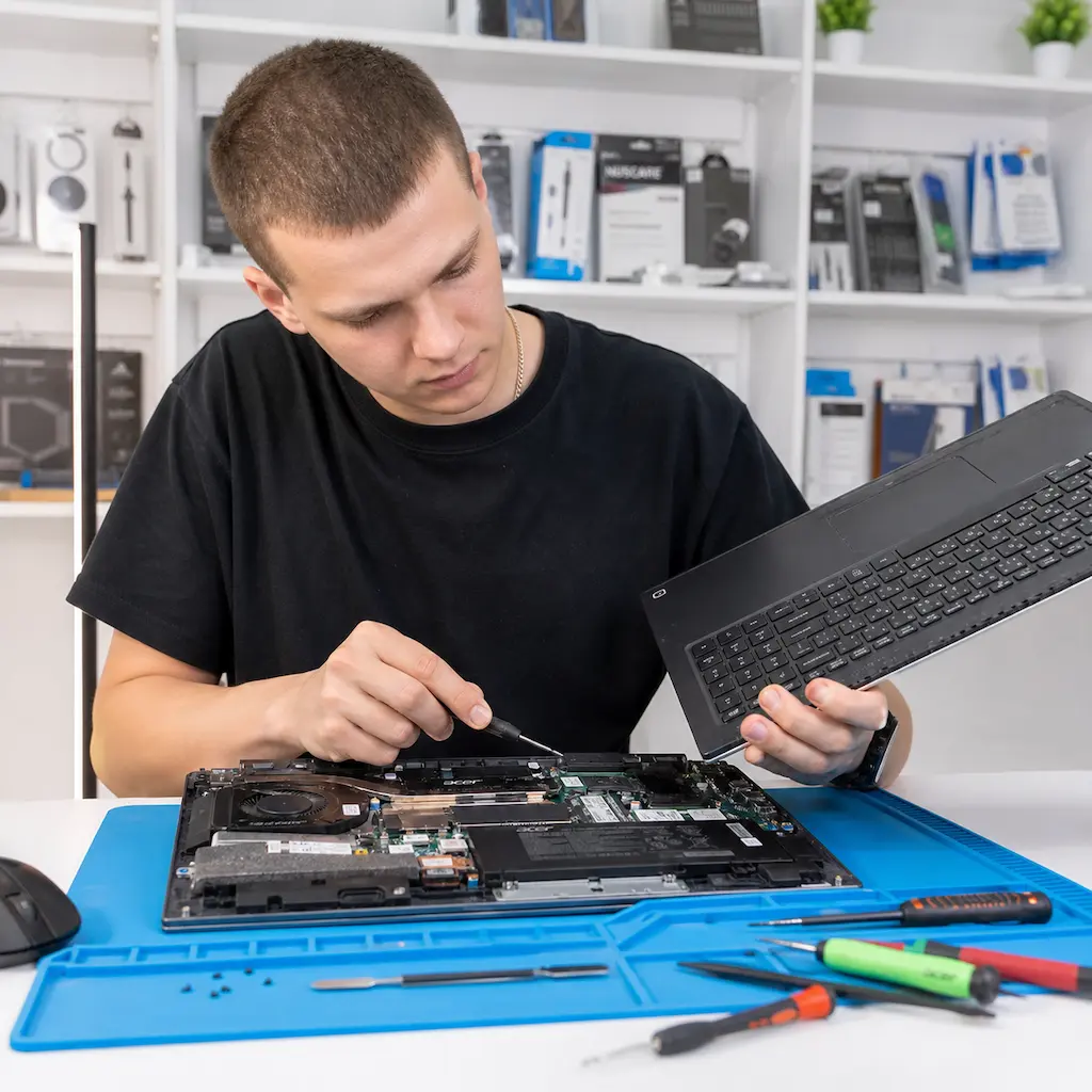 заменить клавиатуру на ноутбуке Acer в Заинске